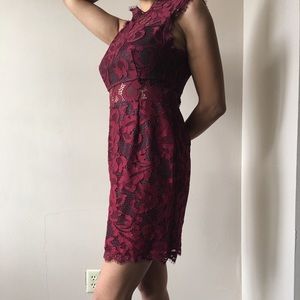 Lace detailed dress